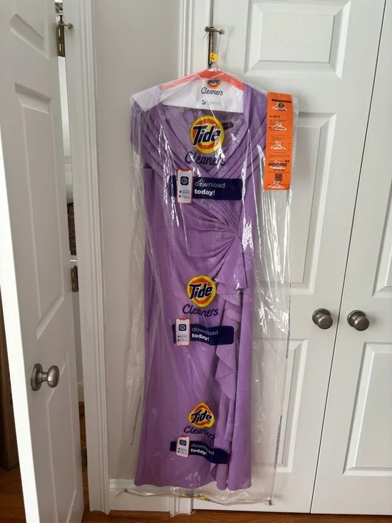 Tadashi crepe dress
Lavender
Worn once
Large - Picture 5 of 10